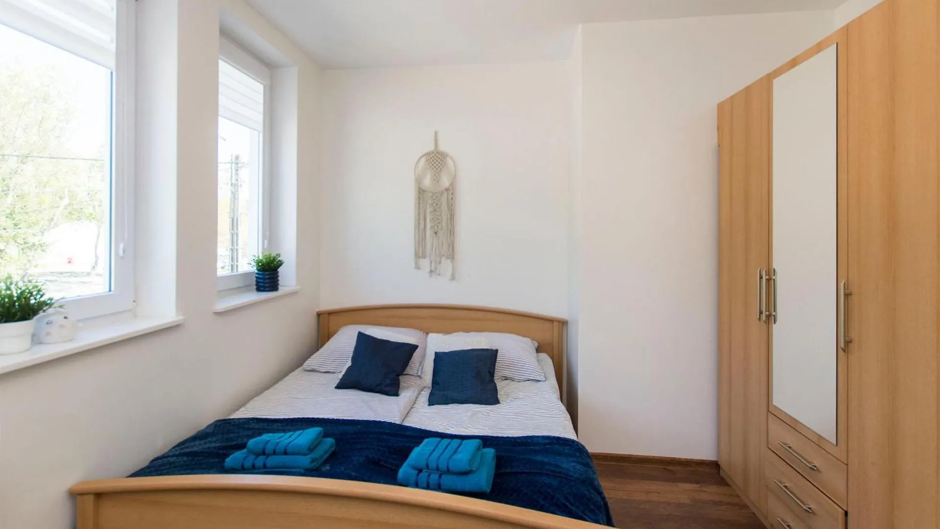 公寓 Apartamenty Delfin 格但斯克